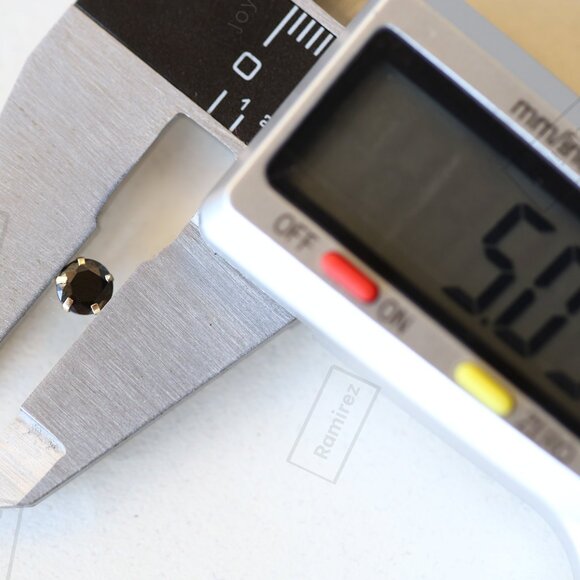 Solid 14K Gold Earrings With Black Zirconia 5 mm Classic Elegance & Bold Shine. - Picture 7 of 7